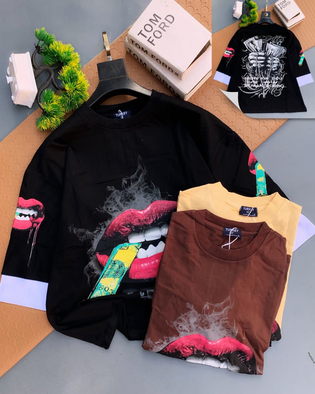 Smoking Lips" Graphic Long Sleeve T-Shirt